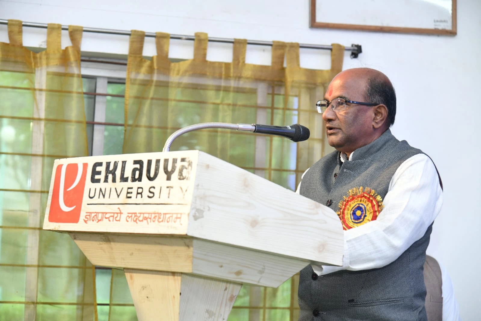 वरिष्ठ इतिहासकार 10