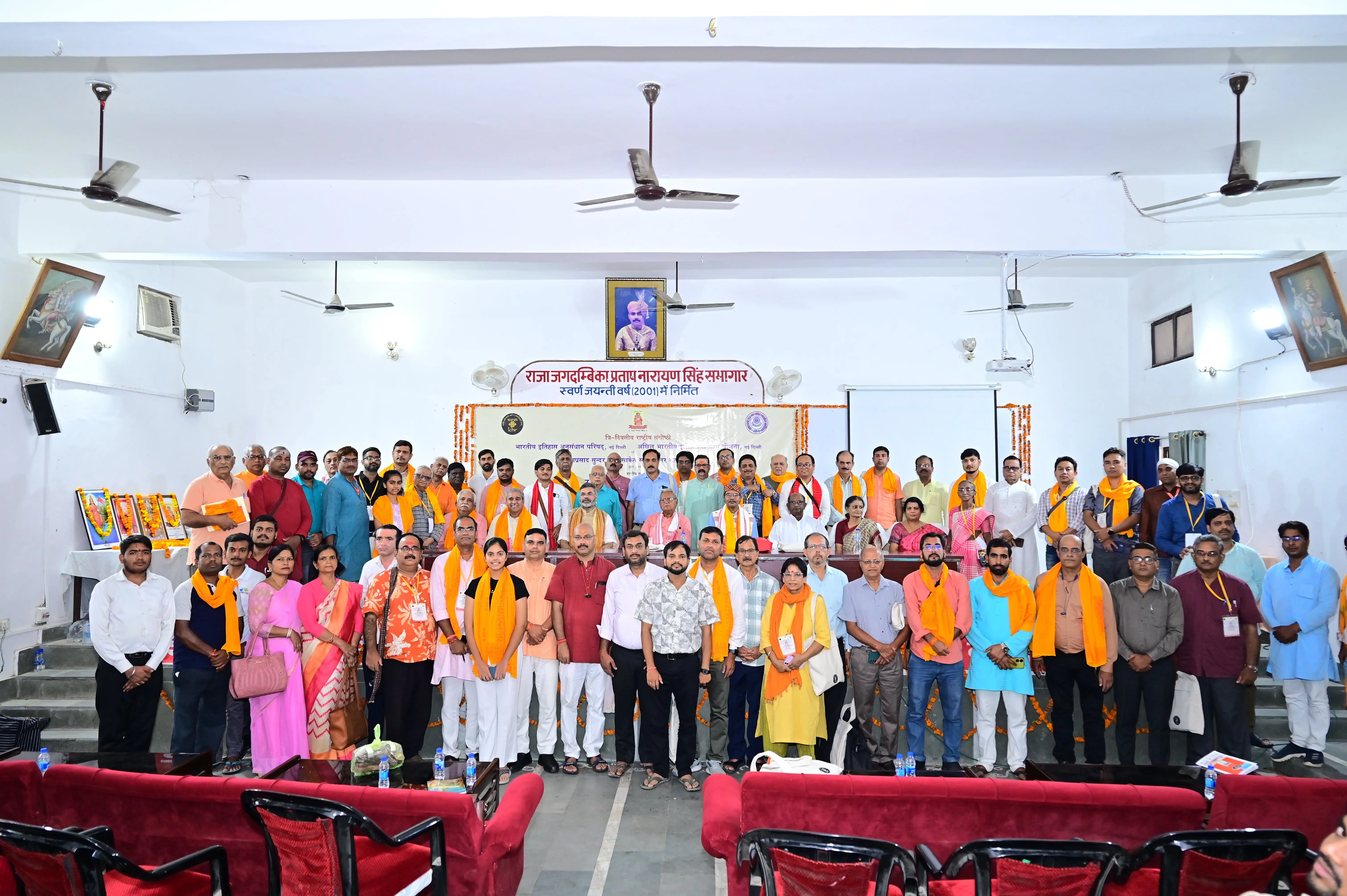 वरिष्ठ इतिहासकार 12