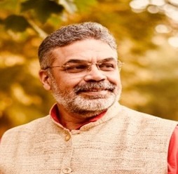 प्रो. रजनीश कुमार शुक्ल